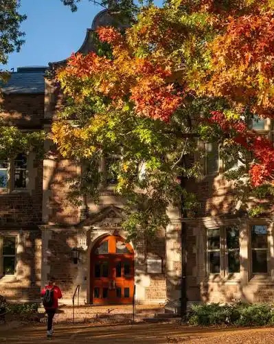 WashU Campus in Fall